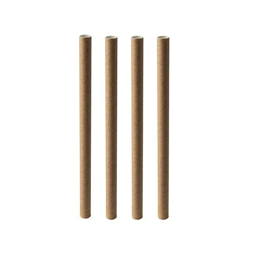 Vier PAPSTAR Bubble Tea Halme "pure" (Ø 12 mm, 20 cm, braun, umweltfreundlich) von PAPSTAR GmbH stehen aufrecht in einer Reihe auf einem schlichten weißen Hintergrund.