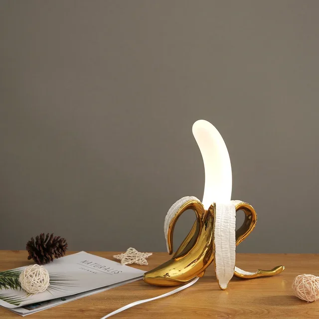 Dekorative Bananenlampe – Moderne Tischleuchte für stilvolle Inneneinrichtung | Karnz