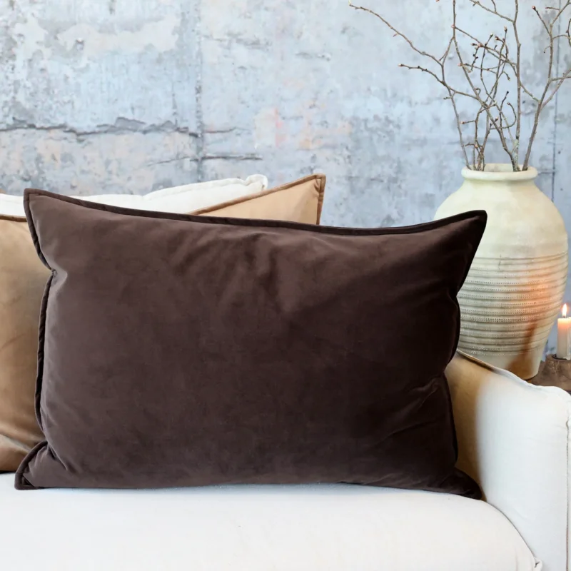 Chic Antique - Aix Kissenbezug aus Samt L50/B70 cm Mocca
