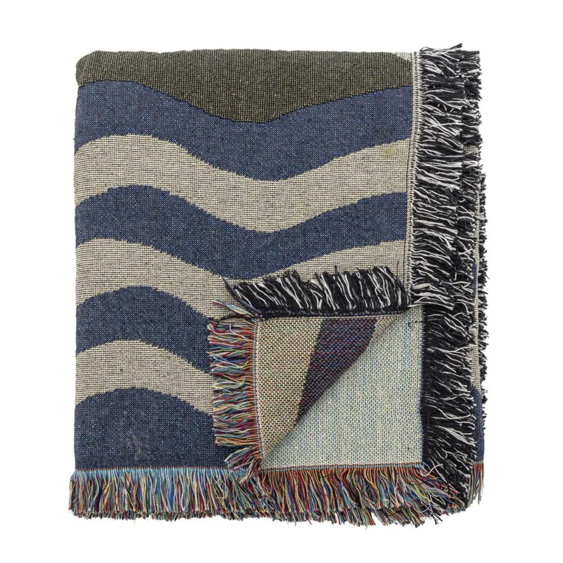 Bloomingville Vinay Decke 160x130 cm bunt - Plaid aus recycelter Baumwolle mit Wellenmuster für Sofa
