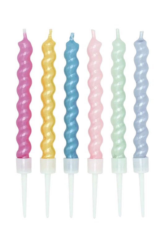Gekleurde Kaarsen Spiraalvorm 8cm 6st van WeFiesta koop je bij Partywinkel