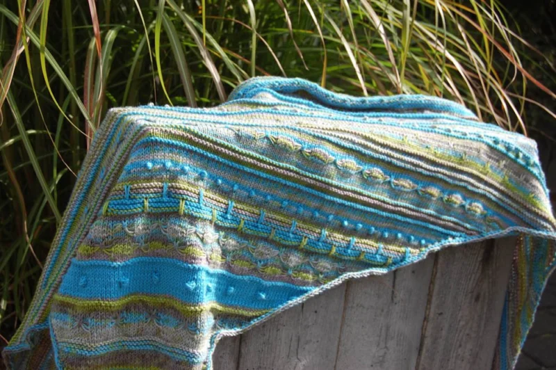Strickanleitung asymmetrisches Dreieckstuch (PDF) - Make ma!