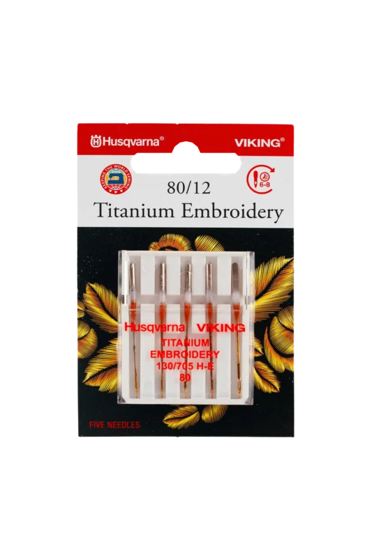 Husqvarna VIKING Titanium Sticknadeln in vollständiger Produktansicht, aufgehellt und sauber freigestellt mit transparenter Euroloch-Aussparung