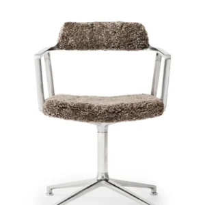 VIPP452 Swivel Chair, curly edition von Vipp